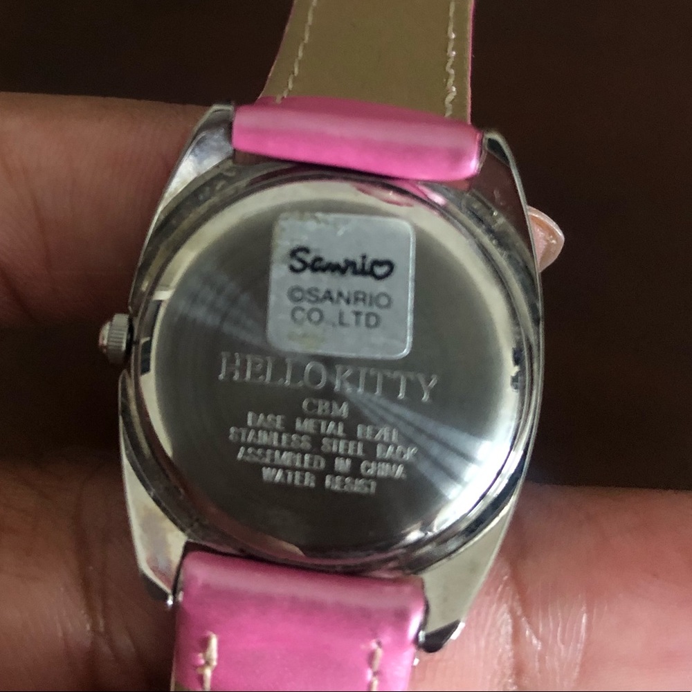 Pink hello kitty watch - Picture 3 of 3